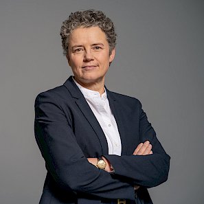 Dr. Lydia Hüskens